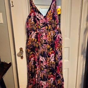Cute Torrid Sun Dress! Great for summer or fall. EUC with pockets!